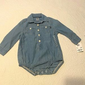 NWT Oshkosh onesie size 18m